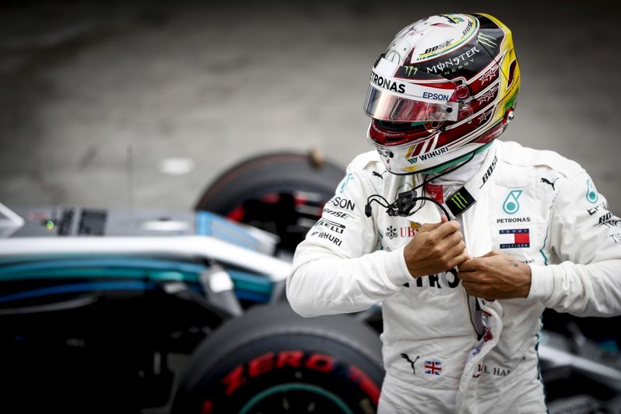 Hamilton takes Brazilian Grand Prix Pole